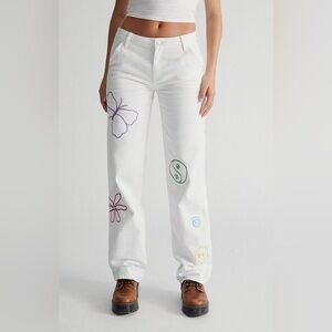 PacSun White Jeans with Colorful Embroidery